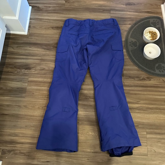 Women’s Burton purple snowboard pants size XL - Picture 3 of 3
